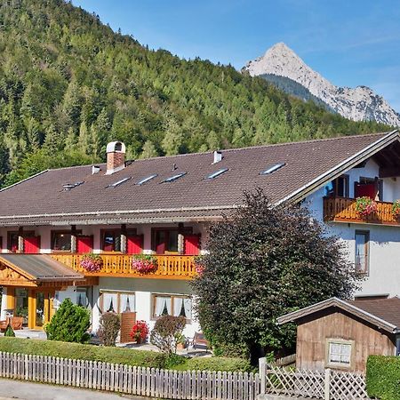 Hotel Franziska Міттенвальд Екстер'єр фото