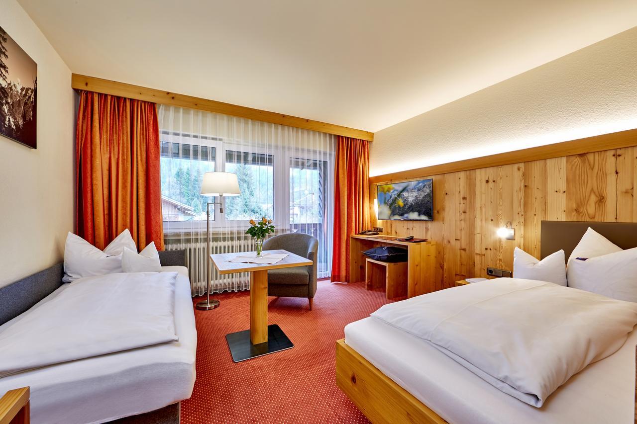 Hotel Franziska Міттенвальд Екстер'єр фото